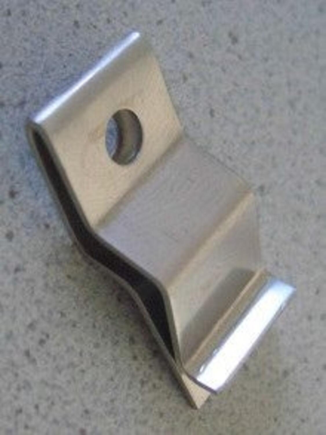 BC090_clip.jpg