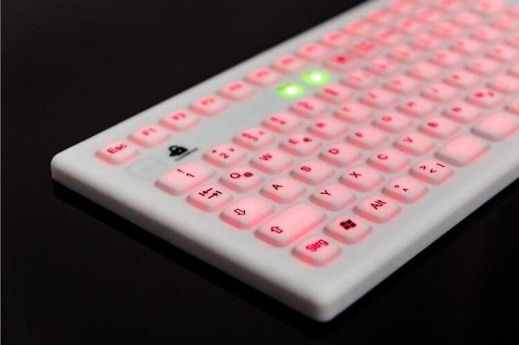 TKG-107-TOUCH-IP68-WHITE-MAG-BACKL.JPG